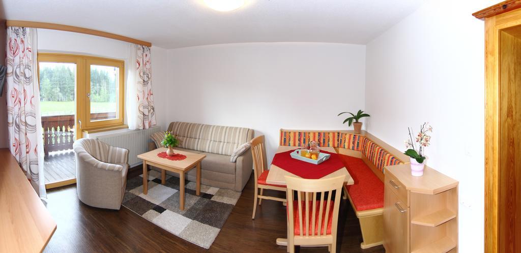 Apartamento Haus Harmonika Ramsau am Dachstein Exterior foto